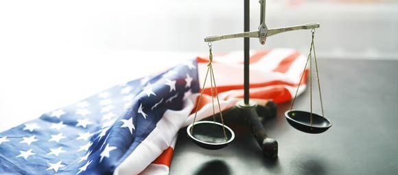 ABD Göçmenlik (Vize) Avukatı Nedir? (Rolü ve Önemi 2024)